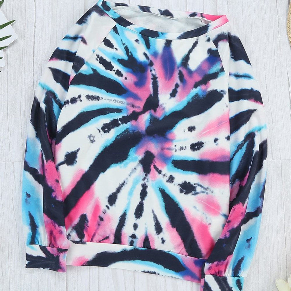 Tie Dye Pullover Sweatshirt